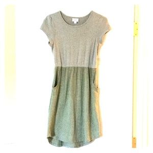 Lularoe Mae kids’ size 12 green gray dress